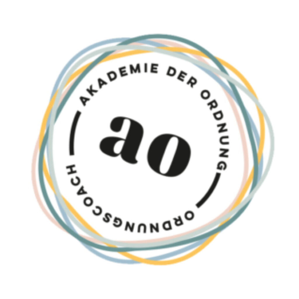 Siegel-Akademie-der_Ordnung-Ordnungscoach-Professional-Organizing-Sintje-Tramm